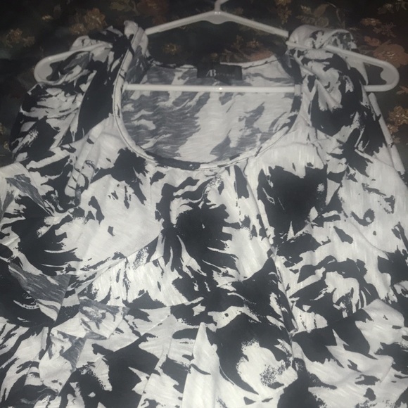 Dress Tank with Ruffles - Picture 3 of 4